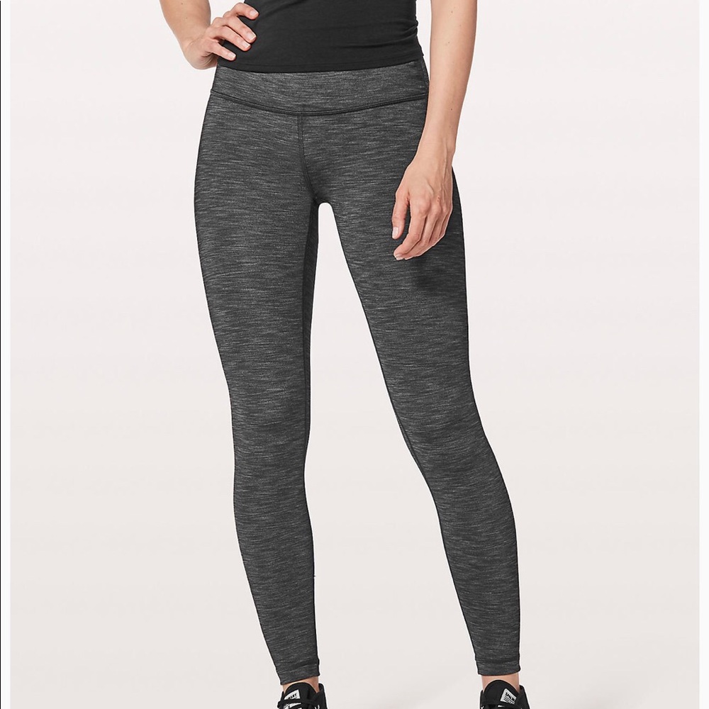 NWT: Lululemon Wunder Under LR Tight (size 10)